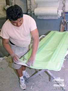 לחיצה להגדלת תמונה לאחר ש אפוקסי להספגה EpoxAmide התמצק לחלוטין ניתן להסיר את שקית הEZ~Spray.