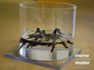 לחיצה להגדלת תמונה מניחים לסיליקון לצרירה (קפסולציה) Encapso® K להתמצק עד למצק 