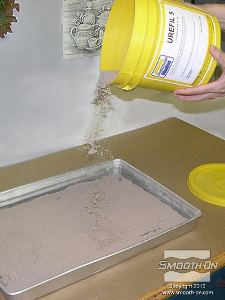 לחיצה להגדלת תמונה חשוב שהפילר Ure-Fil® 5 יהיה לגמרי נטול לחות! מומלץ לייבש את החומר בתנור ב60°C  במשך 30 דקות לפני השימוש (מניחים לחומר להתקרר חזרה לטמפ' החדר לפני השימוש).