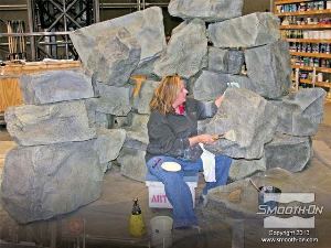 לחיצה להגדלת תמונה לפוליאוריתן ליציקה ברוטציה Smooth-Cast® 65D עמידות גבוהה בפני פגיעה. אין חשש שהחומר ישבר אם יפול בזמן העברתו ממקום למקום, אם ידרכו עליו וכו'.