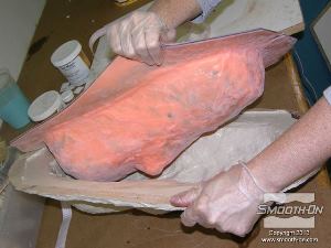 לחיצה להגדלת תמונה מסירים את מעיל התמיכה מפוליאוריטן Plasti-Paste.