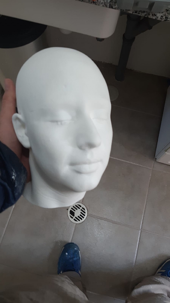 לחיצה להגדלת תמונה העתקת פנים מרשימה ביותר