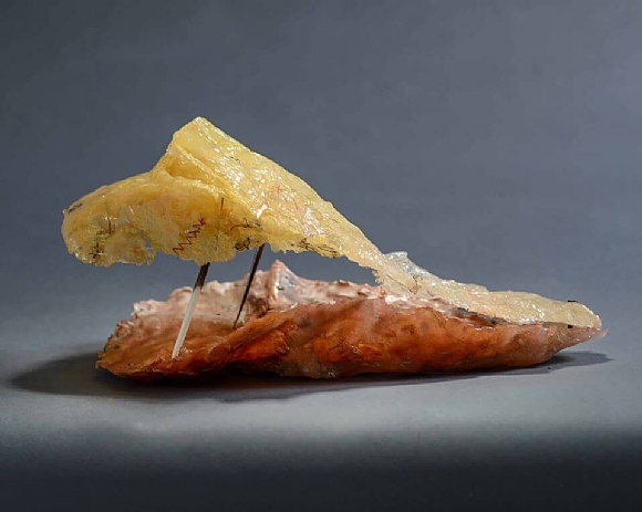 לחיצה להגדלת תמונה האובייקטים נעשו בעזרת יצירת תבניות עם Mold Max 14 של האובייקט הראשוני, ולאחר מכן מריחה של XTC או Epsilon