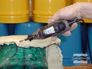 לחיצה להגדלת תמונה מעגלים פינות וקצוות חדים במעיל התמיכה בעזרת דרמל.