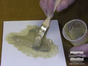 לחיצה להגדלת תמונה מורחים את המנה השניה על המודל ויוצרים שכבה מעט עבה יותר של פוליאוריטן Shell Shock.