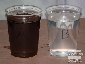 לחיצה להגדלת תמונה מודדים כמות שווה לפי נפח של בסיס ומקשה של פוליאוריטן מוקצף Foam-iT.