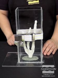 לחיצה להגדלת תמונה מסגרת התבנית אטומה, מחוזקת ומוכנה ליציקת סיליקון להכנת תבנית Mold Star® 15.