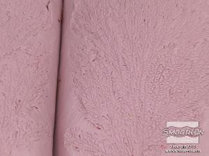 לחיצה להגדלת תמונה מבט מקרוב על תבנית בצק סיליקון Equinox® 40. חתיכות קטנות מהמודל המקורי שנשארו בתבנית ניתנות להסרה בקלות.