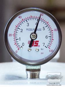 לחיצה להגדלת תמונה יציקה בלחץ היא אידיאלית כדי ליצור יציקות ללא בועות.