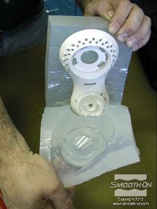 לחיצה להגדלת תמונה מחזיקים את התבנית פתוחה ומוציאים את המודל.