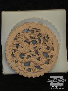 לחיצה להגדלת תמונה בתמונה: שרף הפוליאוריתן המוצק לאחר שהוצא מתבנית סיליקון הDragon Skin.