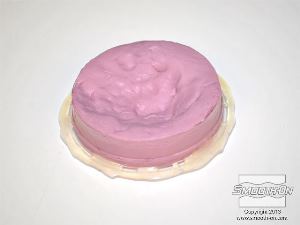 לחיצה להגדלת תמונה בסיס הבצק צריך להיות ישר ככל הניתן בכדי שיהיה ניתן לצקת את השוקולד כשהתבנית עומדת בצורה מפולסת.