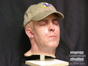 לחיצה להגדלת תמונה ניתן להשתמש בתבנית Body Double מספר רב של פעמים כדי ליצור העתקים רבים.