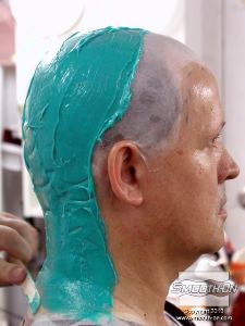 לחיצה להגדלת תמונה בונים את התבנית כך שלא נצטרך לחתוך אותה בעזרת מספריים. 