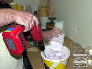 לחיצה להגדלת תמונה מוסיפים את הAlja-Safe למים.