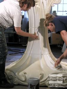 לחיצה להגדלת תמונה מורחים שכבה שניה של פריימר כדי להעניק לפרופ מראה 