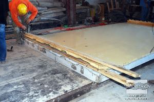 לחיצה להגדלת תמונה את הקורות מאבטחים ע